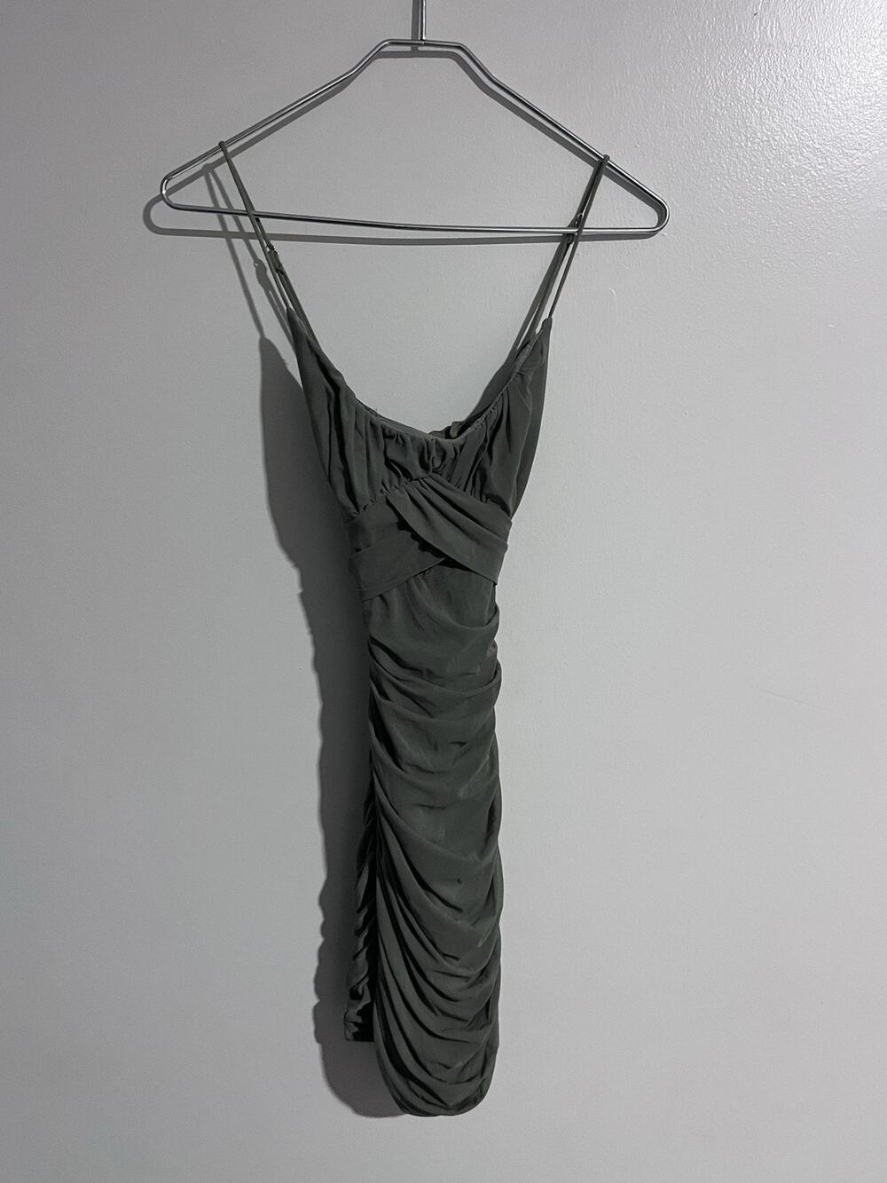 SAINTS + SECRETS Dress Womens S Green Ruched Strappy V-Neck Midi Bodycon